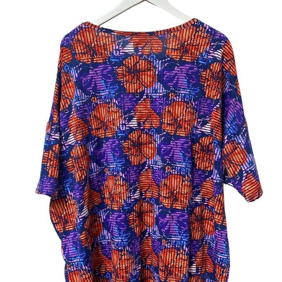 LULAROE Plus Size Tunic Tee 2XL Irma Top Blue Purple Print Tshirt Short Sleeve N - Picture 5 of 9